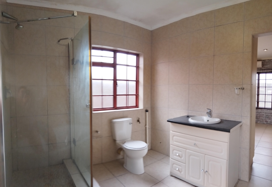 3 Bedroom Property for Sale in Azalea Park Eastern Cape